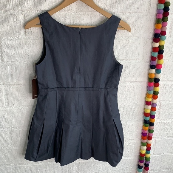 Vera Wang Peplum V neck Zip Up Tank Top Blouse sz 2 - Picture 6 of 6